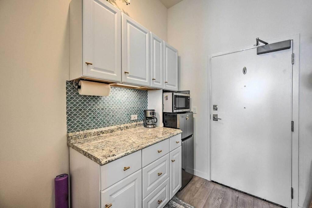 Stylish Ballard Studio 15 Mins From Space Needle Сиатъл Екстериор снимка